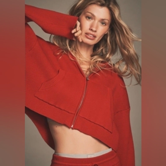 Anthropologie Jackets & Blazers - LSPACE x Anthropologie Jet Set Cropped Hoodie | Emboldened | Size M